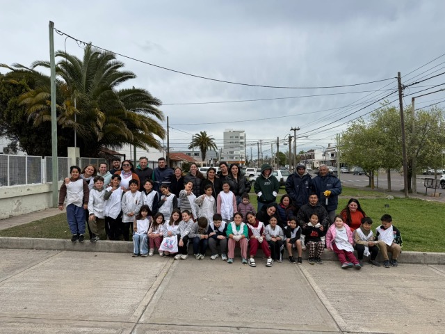 Labores en �Patio de ciencias y tecnolog�a� de la Escuela N� 49